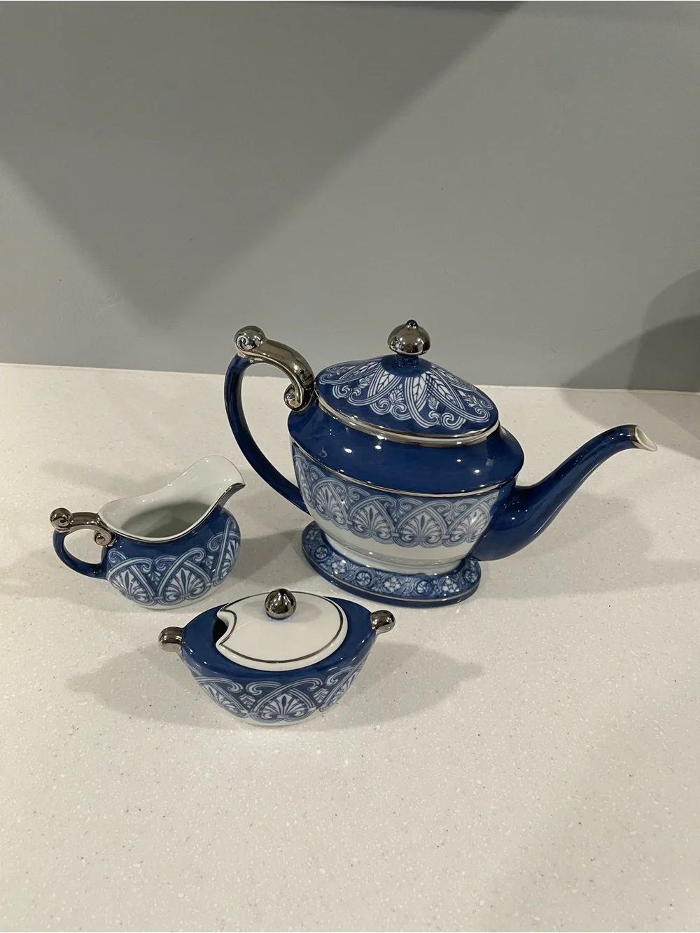 Bombay Blue & White Porcelain Tea Set – Teapot, Creamer & Lidded Sugar Bowl
